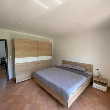 Apartma Na Vinski Kmetiji Apartman Koper