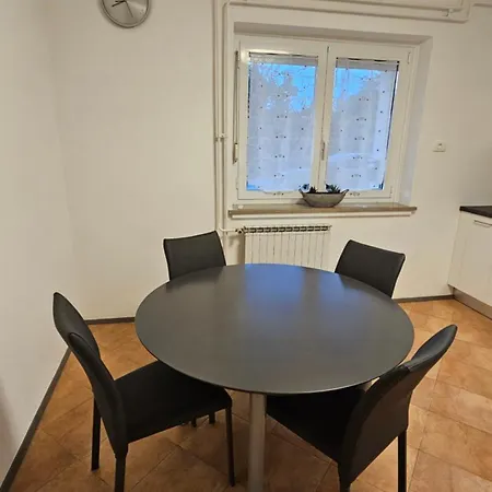 Daire Apartma Na Vinski Kmetiji Koper